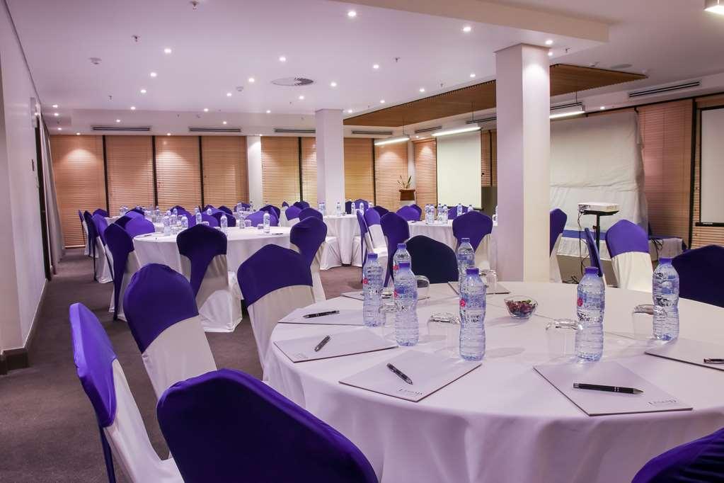 Legend Hotel Lagos Airport, Curio Collection By Hilton Facilities photo