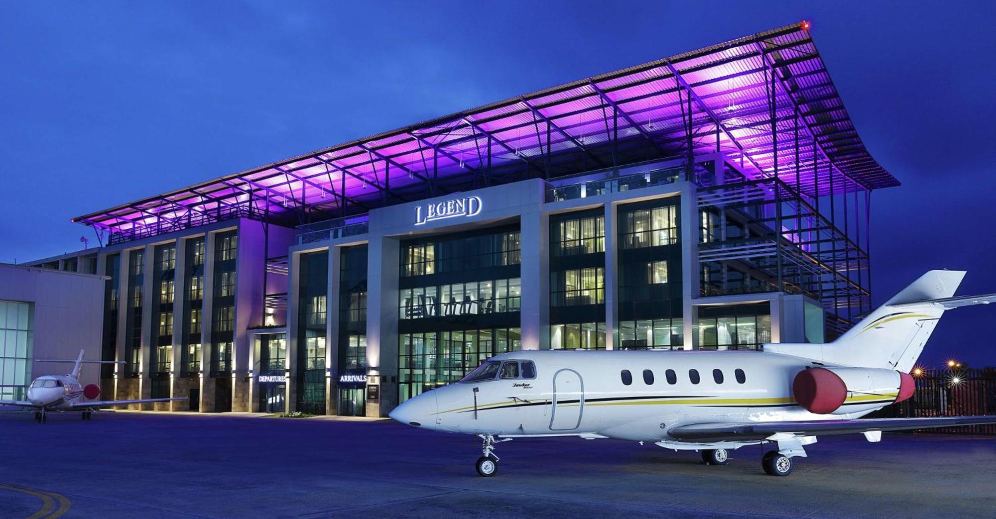 Legend Hotel Lagos Airport, Curio Collection By Hilton Exterior photo